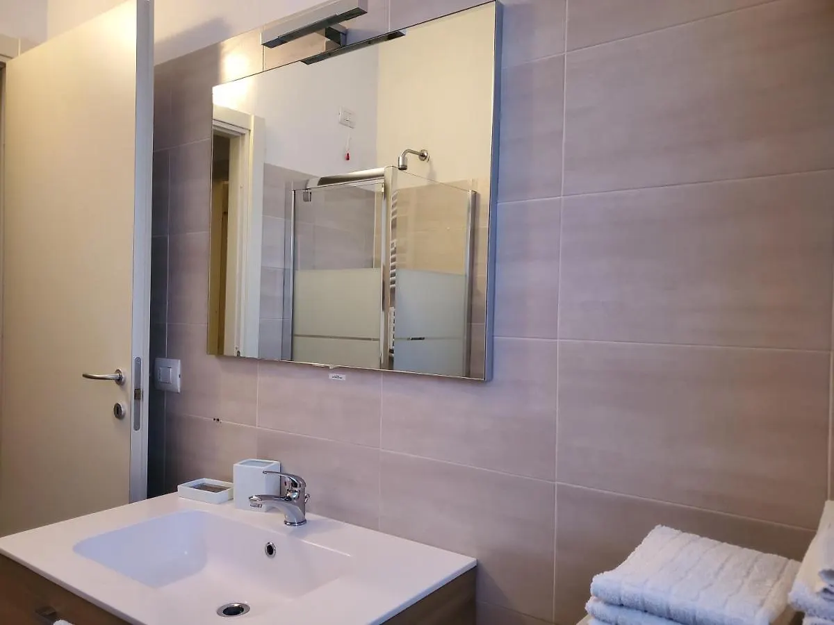 Apartment Zubed Apartments-Via Carlo Farini Milan