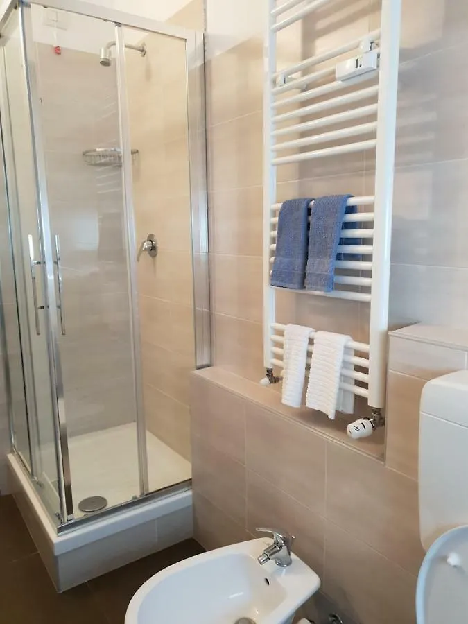 Apartment Zubed Apartments-Via Carlo Farini Milan
